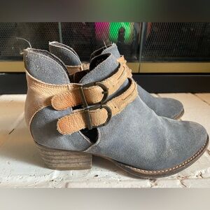 Rebels Sz 6 Tan Gray Leather Women's Ankle Boots